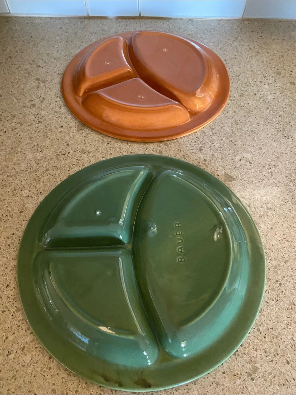 Vintage Bauer Plates- Classic Divided Design - Picture 5 of 10